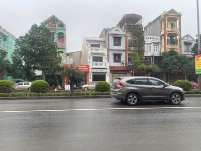 Bán lô đất TP Hưng Yên thích hợp kinh doanh nhà hàng, khách sạn 2