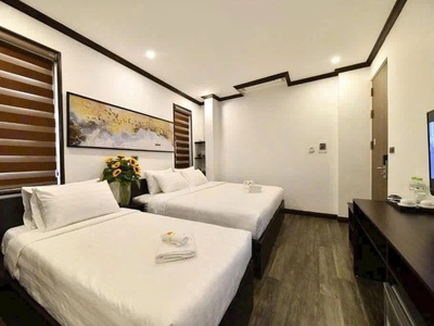 Bán khách sạn mặt phố lương ngọc quyến, 80m2, 5 tầng, mặt tiền 5.4m, 77.8 tỷ, cho thuê 120tr/tháng 0