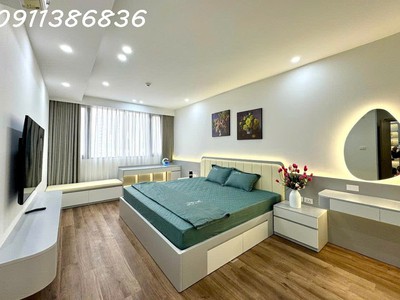 Căn hộ triệu đô n04b khu ngoại giao đoàn 129m, nội thất mới cứng, nhỉnh 16 tỷ 3