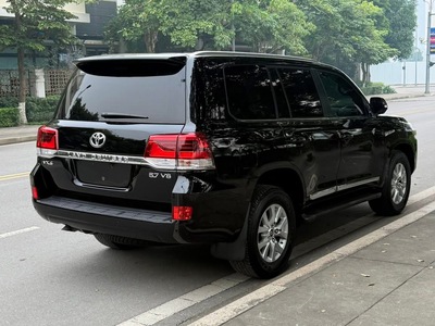 Bán Toyota Land Cruiser 4.6 V8 sản xuất 2020, lên 4 ghế MBS siêu VIP. 6