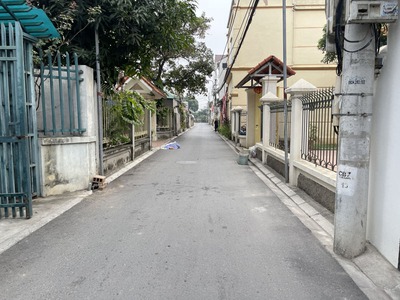 Cần bán 102m/120m2 đất Làng Vàng, Gia Lâm. Đường thông ô tô tránh xe máy 1