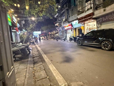 Gía Tốt Mặt Phố Hàng Phèn 4 Tầng Khung Cột Ô Chờ Thang Máy Chỉ 46 Tỷ 1