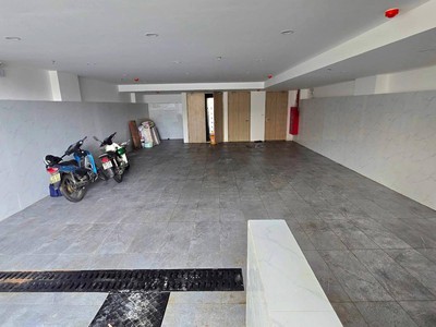 Cơ Hội Vàng: Tòa Văn Phòng 9 Tầng 130M2 Mặt Phố Đại La Chỉ Với 78 Tỷ 2