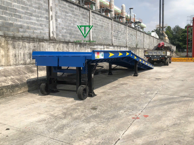 Cầu Dẫn Container Thép Xanh 10 Tấn 2