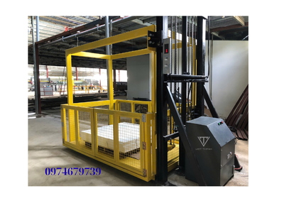 Thang Nâng Kho Xưởng 3
