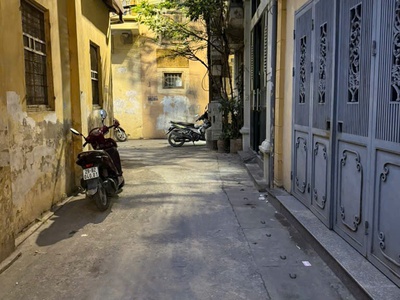 Nhà ĐỘI CẤN   BA ĐÌNH   80m  x 4 tầng   ngõ sát ô tô   XÂY CCMN   khai thác đỉnh cao 0