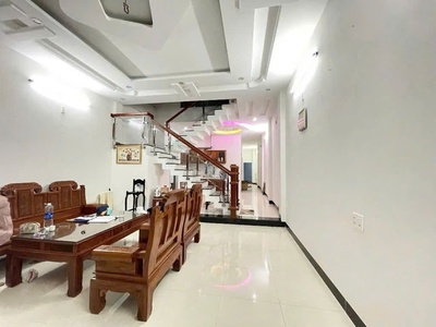 Bán Nhà 3 tầng đẹp Trung tâm Hoà Xuân - Chỉ 6.x tỷ 0