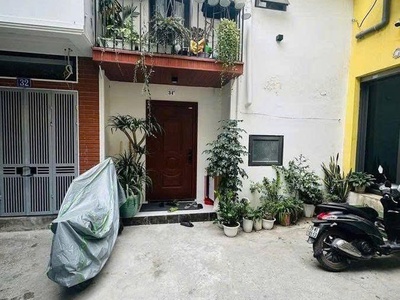 : sân rộng - nhà mới đẹp - gần chợ hà đông  bán nhà quận hà đông 2