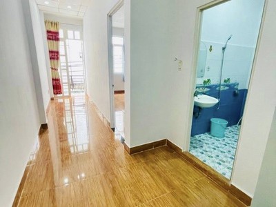 Nguyễn sơn xe hơi ngủ nhà sát mặt tiền 2 tầng 63m ngang 4.5 chỉ 6.x tỷ 3