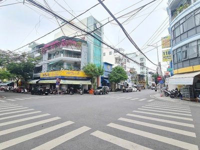 Nhà 2 tầng mt bạch đằng gần biển 26 tỷ 0