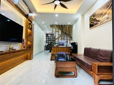 Bán nhà ngọc lâm, khu dân trí cao, 45m , 10.3 tỷ 0