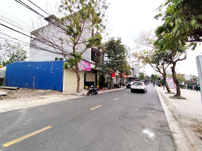 Đất mặt đường vũ trọng khánh - lạch tray vị trí đẹp - giá 8 tỉ 1