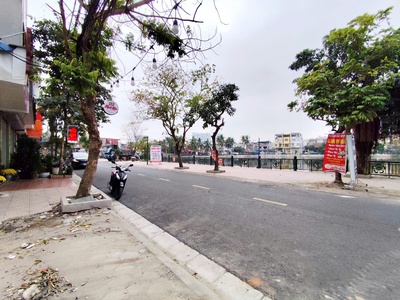Đất mặt đường vũ trọng khánh - lạch tray vị trí đẹp - giá 8 tỉ 0