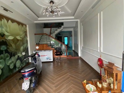 Bán nhà đường ngõ Nguyễn Lương Bằng, ph Thanh Bình, TP HD, 65.5m2, mt 4m, 4 ngủ, gara 0