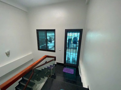 Bán nhà đường ngõ Nguyễn Lương Bằng, ph Thanh Bình, TP HD, 65.5m2, mt 4m, 4 ngủ, gara 9