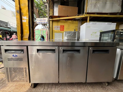 Thanh lý tủ bàn mát inox 3 cánh mở Sanden Intercool   hàng nhập Thái Lan- mới 90 0