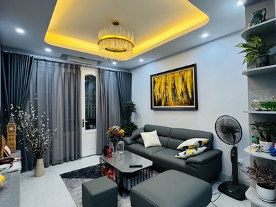 Phân Lô Bùi Ngọc Dương 42m2-Nhà Mới Đẹp-Ở Ngay-2 Thoáng-5 tầng- Nhỉnh 9 tỷ 2