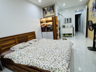 Nhà ban công siêu rộng ngõ Thống Nhất,Đại La- 40m2-Thoáng Đãng-Kinh Doanh-Ở luôn 100 1