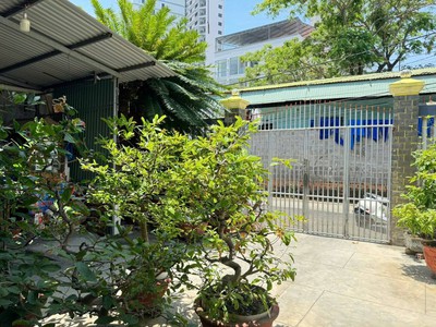 Bán Nhà 2 Tầng Khu Ba Làng, Vĩnh Hoà, Nha Trang, cách biển 100m, giá chỉ 15 tỷ 3