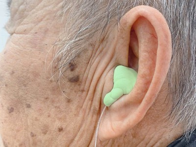 Máy trợ thính giúp người lớn tuổi kết nối với cuộc sống 5