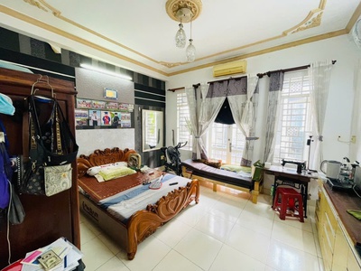 Chủ bán gấp đi ngoài nhà 4 tầng, dt: 4,6mx15m cn 65m2 Thích Quảng Đức, Phú Nhuận giá nhỉnh 9 đồng 0