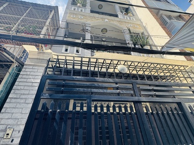 Chủ bán gấp đi ngoài nhà 4 tầng, dt: 4,6mx15m cn 65m2 Thích Quảng Đức, Phú Nhuận giá nhỉnh 9 đồng 5