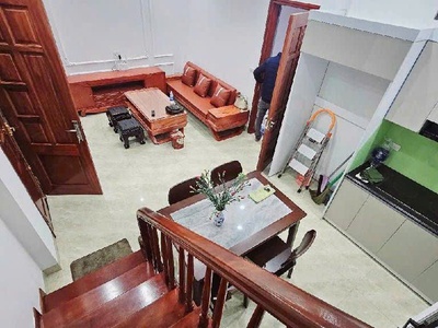 Nhà đẹp chính chủ - giá tốt - vị trí đắc địa khâm thiên đầu lê duẩn . ngõ vào thẳng tắp ko ngoặt 1