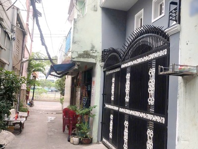 Nhà gần mt ba đình 3 lầu, giá : 7,5 tỉ  tl 2