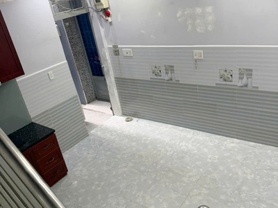 Nhà 5 tầng hẻm 330 âu dương lân p. chánh hưng. giá 2,98tỷ tl ít 3