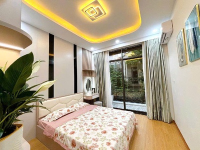 Nhà chính chủ - giá tốt - vị trí đẹp gần ngã tư sở quận thanh xuân 3