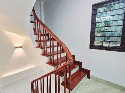 Nhà đẹp chính chủ - giá tốt - vị trí đắc địa khâm thiên đầu lê duẩn . ngõ vào thẳng tắp ko ngoặt 3