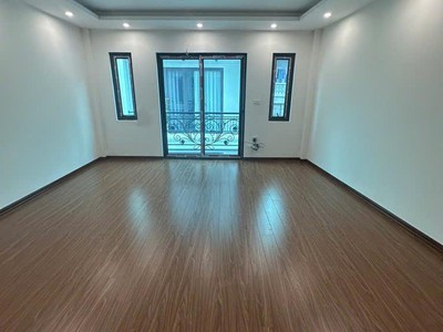 Siêu phẩm - nhà đẹp thanh trì mới xây 44m - 6 tầng - thang máy - nhỉnh 8 tỷ - ô tô 2