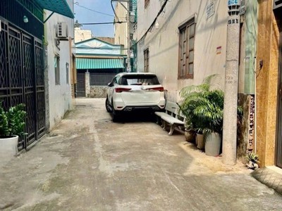 Bán nhà sát lê văn khương quận 12 2 tầng hẻm ô tô chỉ 4 tỷ 650. 0