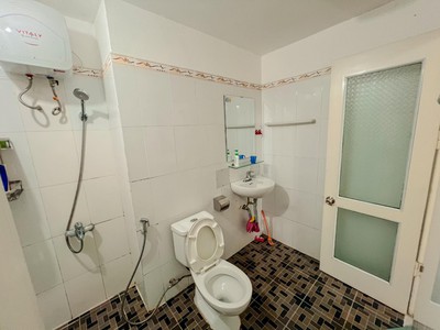 Bán nhà đông ngạc - dt60m2 - 3 tầng - giá 6,8 tỷ - - ngõ ô tô thông -  lô góc - kinh doanh 3