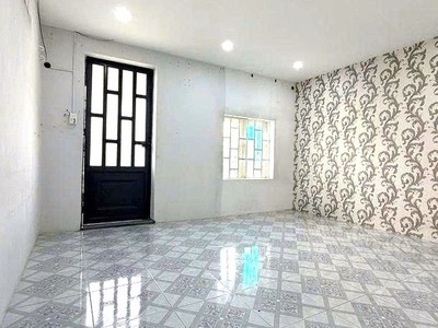 Bán nhà bình tân giáp tân phú hxh 2 tầng 4 m x 12m 2pn nhỉnh 4 tỷ 2