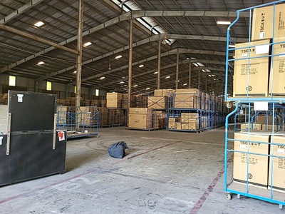 Cho thuê kho 1.600m    3.000m    6.000m  tại tân uyên bình dương, có dock container 1