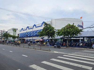 Bán nhà ngộp quận 6 , gần 400m2 , ngang 11m , nở hậu 20m chỉ 26 tỷ 0