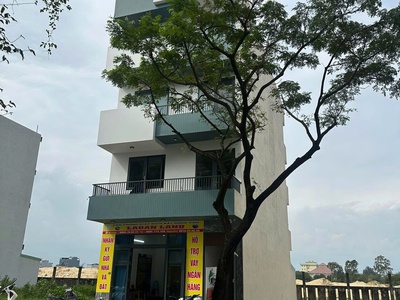 Lan bàn land cập nhật hàng fpt v5 giá tốt nhất hiện nay 0