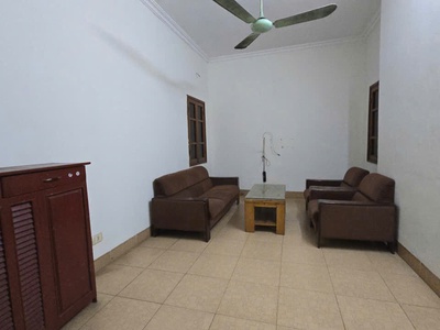 Cho thuê nhà nguyên căn 80m 202 c208 0