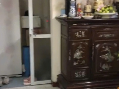 Nhà mình chính chủ có căn chung cư tập thể đồng xa mai dịch cầu giấy. hà nội 1