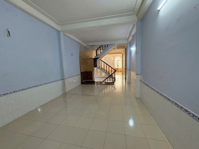 Bán nhà mặt tiền đường dương thị mười phường tân thới hiệp quận 12, kinh doanh tốt, dòng tiền cao 1