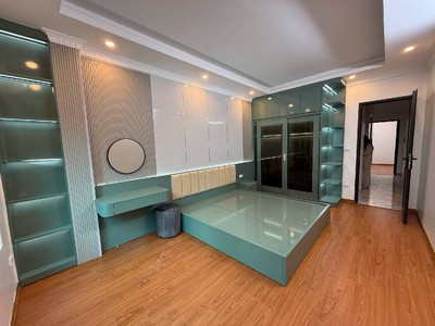 Nhà Hồng Mai 26m2-5 Tầng-Nhà mới Hiện Đại- Ở Ngay-Ngõ Thông-Gần oto- Nhỉnh 6 tỷ 2