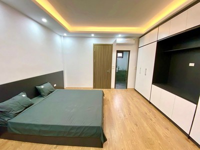 Chuyển Việc Bán Nhà Bát Khối , Long Biên 32m2, 5T giá 6,1 tỷ ô tô đỗ gần 1