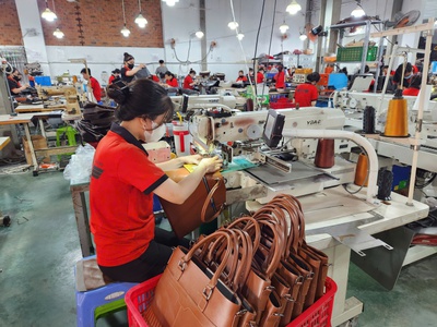 Tìm Nguồn Phụ Kiện Da Thật Cho Shop Thông Tin Tham Khảo 4