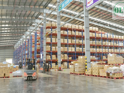 Cho thuê kho quy mô lớn 13.500m 4