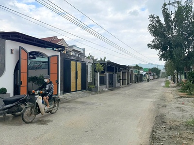  Bán Nhanh Lô Đẹp Phú Quý   211m    Dân Cư Đông 1