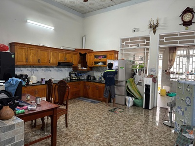 Cần Bán Gấp Nhà 300m Vị Trí Siêu Trung Tâm Ngay Cổng Chính Mỹ Phước 3 4