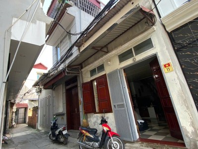 Nhà trinh lương   42m  đất vàng, giá cực đỏ - 6.9 tỷ 0