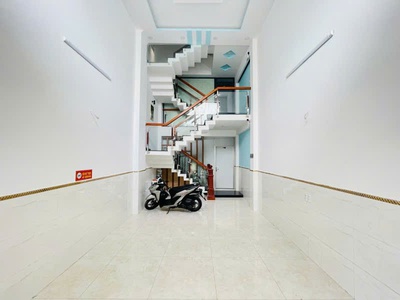 Ngộp lắm nhà 4l hxh phạm văn chiêu 66m2 8pn cho thuê 43tr gần dream home chỉ 8 tỷ hơn. 1