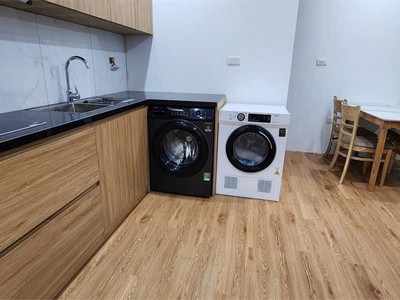 Cho thuê nhanh nhà đẹp- địa chỉ : 24 lê quý đôn - hai bà trưng 1